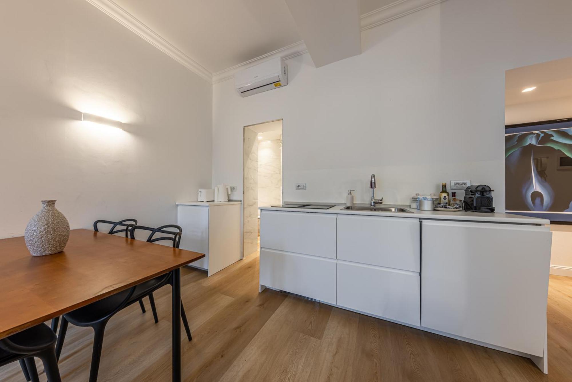 Sant'Andrea Charme Apartments มิลาน ภายนอก รูปภาพ