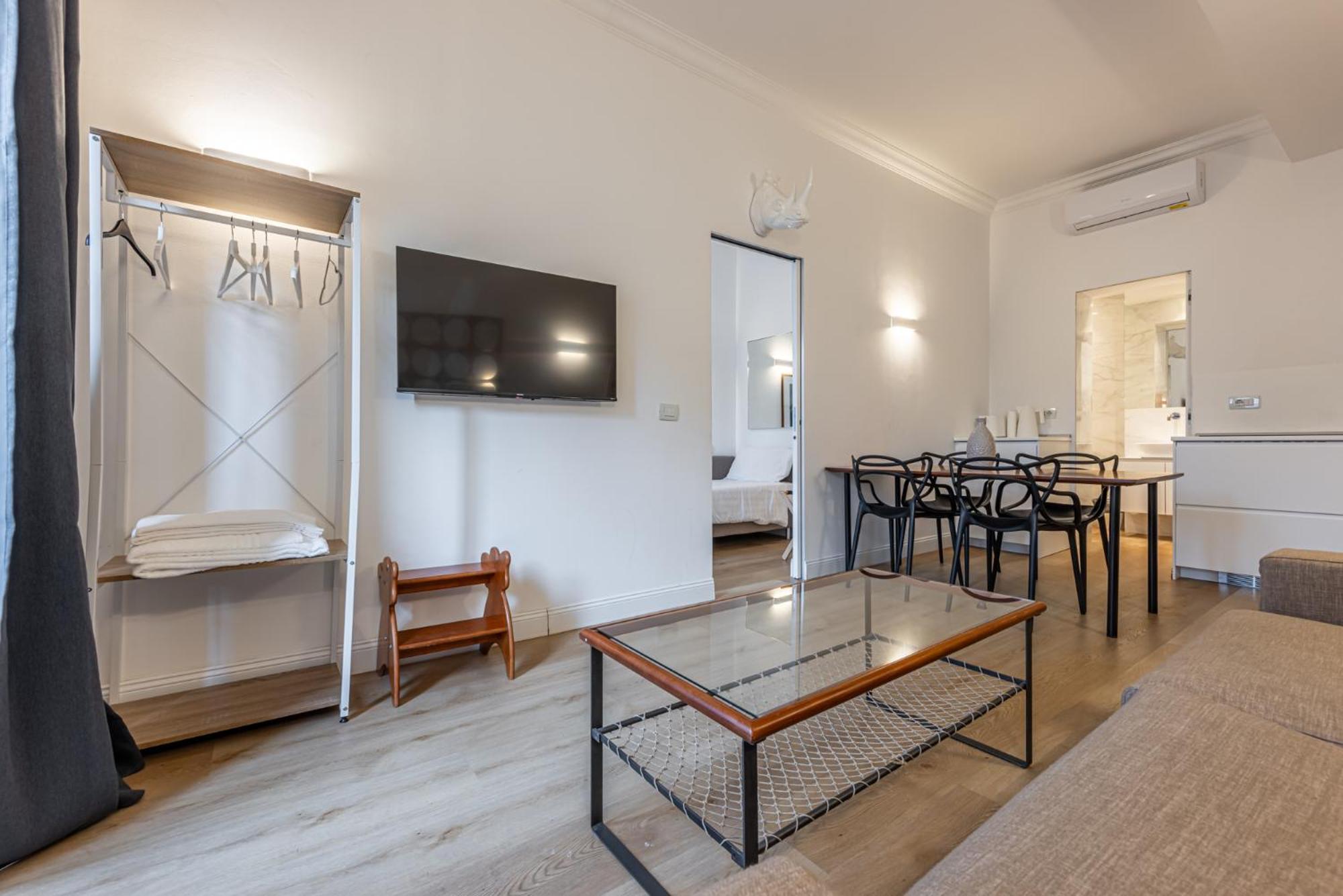 Sant'Andrea Charme Apartments มิลาน ภายนอก รูปภาพ