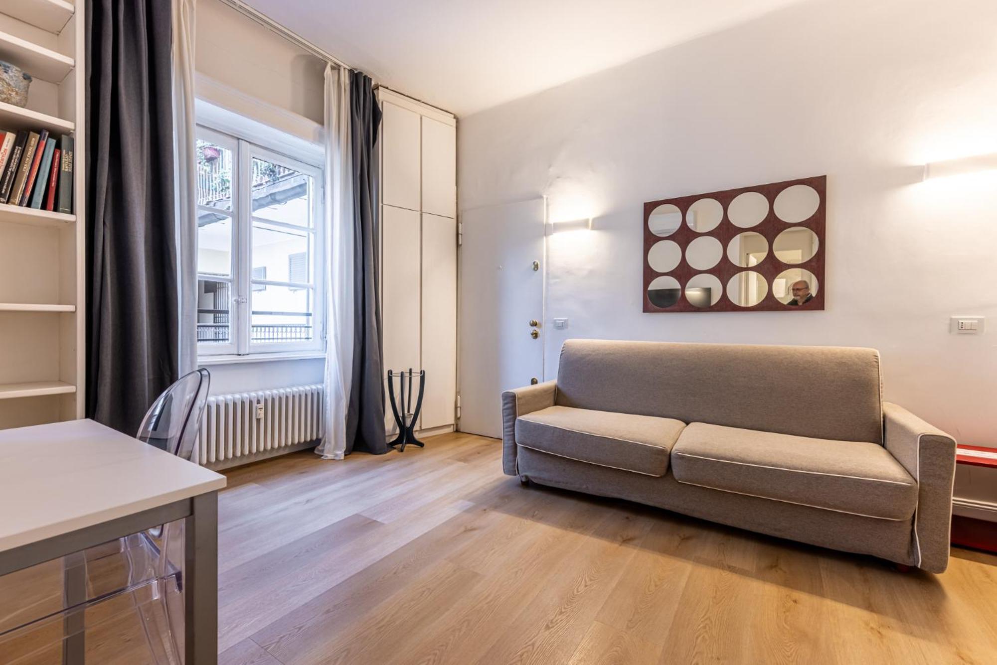 Sant'Andrea Charme Apartments มิลาน ภายนอก รูปภาพ
