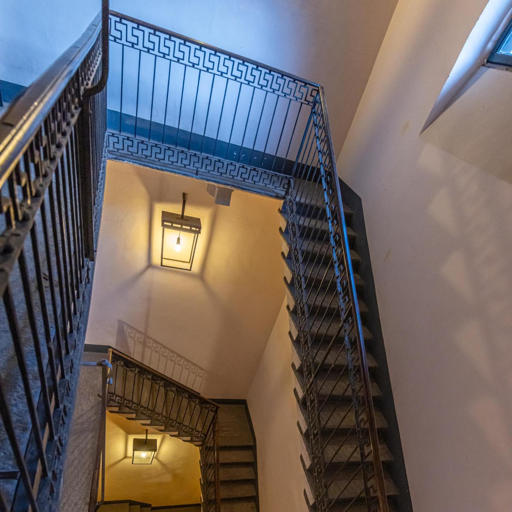 Sant'Andrea Charme Apartments มิลาน ภายนอก รูปภาพ