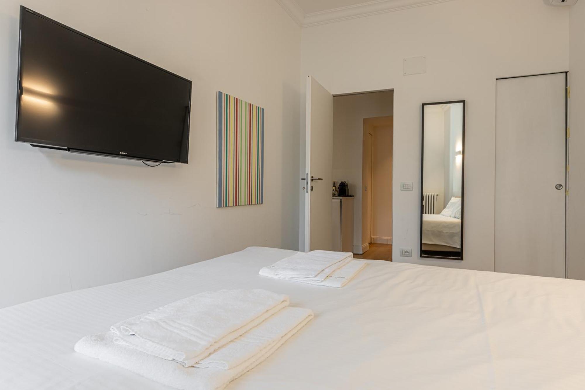 Sant'Andrea Charme Apartments มิลาน ภายนอก รูปภาพ